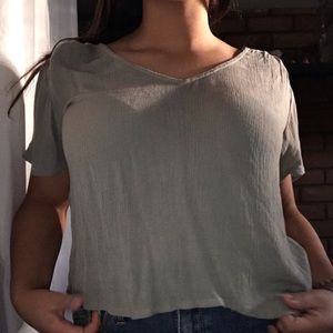 Cropped green blouse